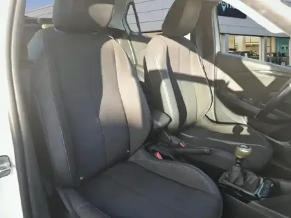 Photo 8 Opel Corsa  1.2 Turbo 100 ch BVM6 Elegance Business