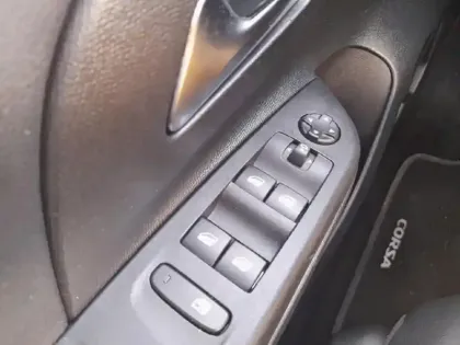 Photo 19 Opel Corsa  1.2 Turbo 100 ch BVM6 Elegance Business