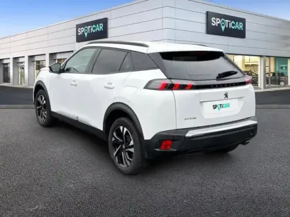 Photo 29 Peugeot 2008  BlueHDi 130 S&S EAT8 Allure