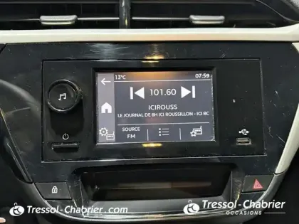 Photo 10 Opel Corsa  1.2 75 ch BVM5 Edition