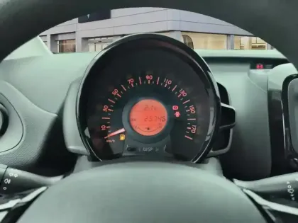 Photo 20 Citroën C1  VTi 72 S&S Feel