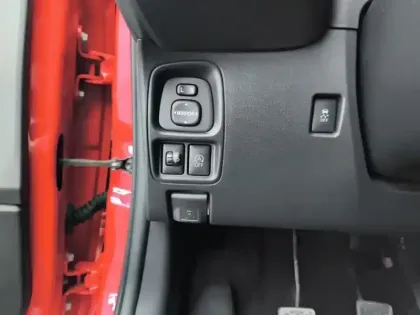 Photo 16 Citroën C1  VTi 72 S&S Feel