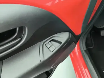 Photo 19 Citroën C1  VTi 72 S&S Feel