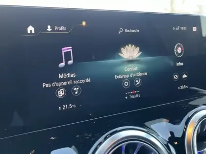 Photo 12 Mercedes GLA 200 d AMG Line