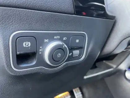 Photo 23 Mercedes GLA 200 d AMG Line