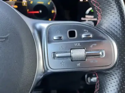 Photo 25 Mercedes GLA 200 d AMG Line