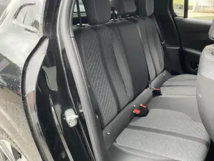 Photo 22 Peugeot 208 II Hybrid 110 e-DCS6 Allure