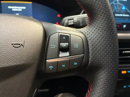 Photo 17 Ford Kuga 2.5 Duratec 180ch Hybrid FlexiFuel ST-Line X Powershift