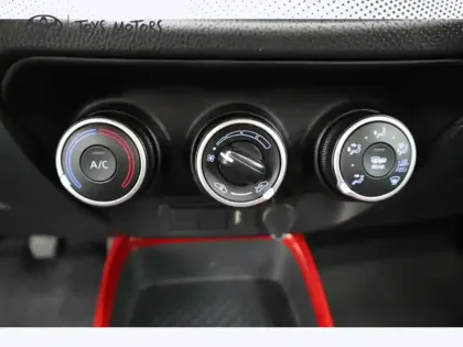 Photo 13 Toyota Aygo 1.0 VVT-i 72 Design