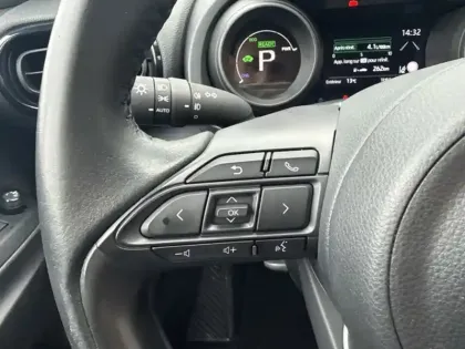 Photo 16 Toyota Yaris Hybride 116h Design