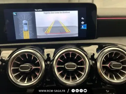 Photo 10 Mercedes Classe A 200 d AMG Line