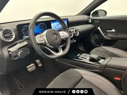 Photo 30 Mercedes Classe A 200 d AMG Line