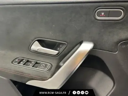 Photo 15 Mercedes Classe A 200 d AMG Line