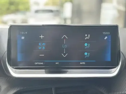 Photo 8 Peugeot 2008 II 1.2 PT 130 S&S ALLURE BUSINESS