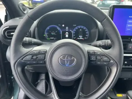 Photo 11 Toyota Yaris Hybride 130H 2WD TRAIL PACK TECH MY25 C