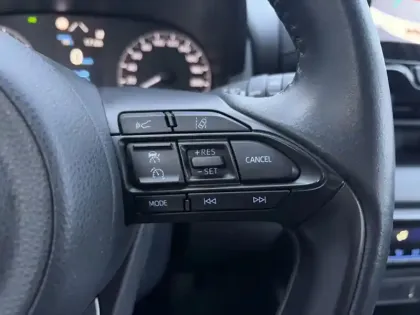 Photo 16 Toyota Yaris Hybride 116h Dynamic