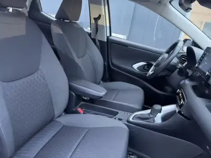 Photo 11 Toyota Yaris Hybride 116h Dynamic