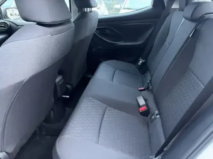 Photo 14 Toyota Yaris Hybride 116h Dynamic