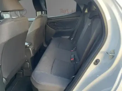 Photo 12 Toyota Yaris Hybride 116h Design NG