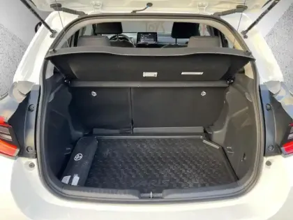 Photo 9 Toyota Yaris Hybride 116h Design NG