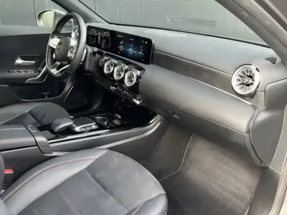 Photo 19 Mercedes Classe A Gén. IV (W177) Ph1 AMG Line 5