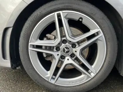 Photo 8 Mercedes Classe A Gén. IV (W177) Ph1 AMG Line 5