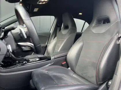 Photo 17 Mercedes Classe A Gén. IV (W177) Ph1 AMG Line 5