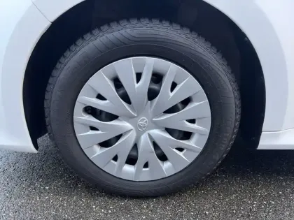 Photo 8 Toyota Yaris Hybride 116h Dynamic