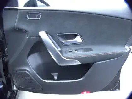 Photo 13 Mercedes Classe A 250 e Hybrid EQ AMG Line