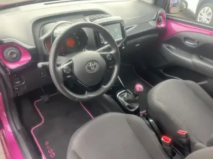 Photo 10 Toyota Aygo 1.0 72 ch x-cite
