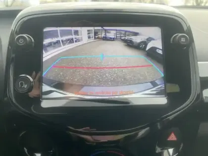 Photo 14 Toyota Aygo 1.0 72 ch x-cite