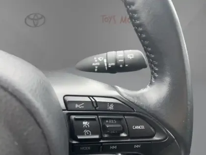 Photo 15 Toyota Yaris 70 VVT-i Dynamic