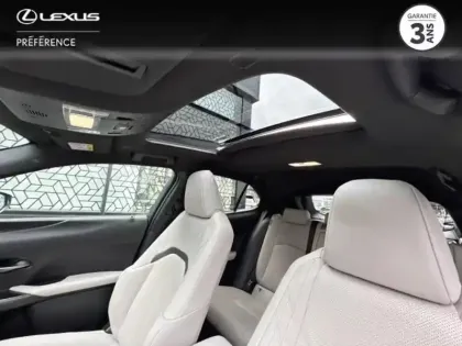 Photo 10 Lexus UX  250h Le 2WD