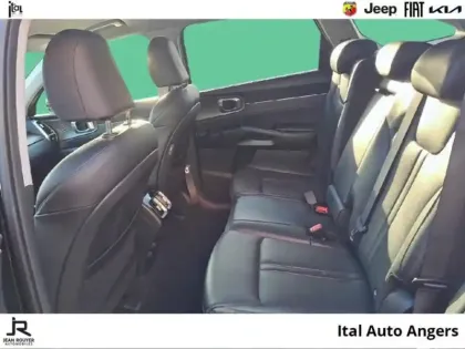 Photo 9 Kia Sorento  1.6 T-GDi 253ch PHEV Design 4x4 7 places