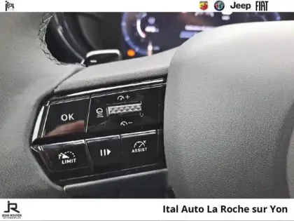 Photo 12 Alfa Romeo Junior  1.2 Ibrida 145ch e-DCT6