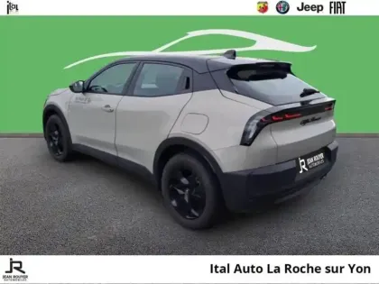 Photo 6 Alfa Romeo Junior  1.2 Ibrida 145ch e-DCT6