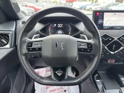 Photo 13 DS DS 3  Crossback BlueHDi 130ch Performance Line + Automatique