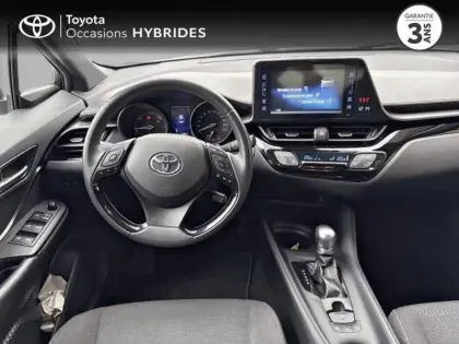 Photo 7 Toyota C-HR  122h Dynamic 2WD E-CVT RC18