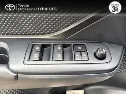 Photo 14 Toyota C-HR  122h Dynamic 2WD E-CVT RC18