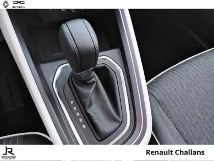 Photo 5 Renault Clio  1.6 E-Tech hybride 145ch Techno