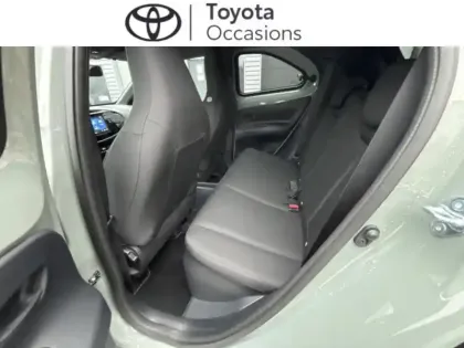 Photo 13 Toyota Aygo  X 116h Graphic