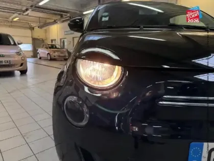 Photo 12 Fiat 500  e 118ch Icône GPS Camera