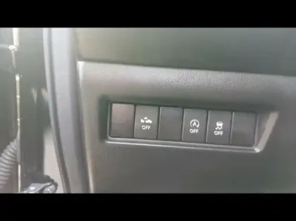 Photo 11 Suzuki Swift  1.2 Dualjet Hybrid 83ch Pack