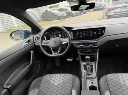 Photo 14 Volkswagen Taigo  1.0 TSI 116ch R-Line Edition DSG7