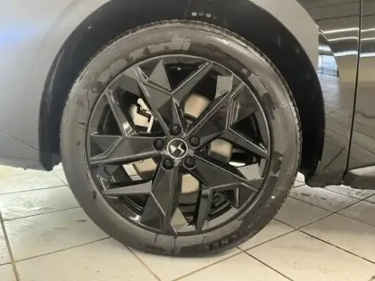 Photo 8 DS DS 4 N°4 PLUG-IN HYBRID 225ch Etoile