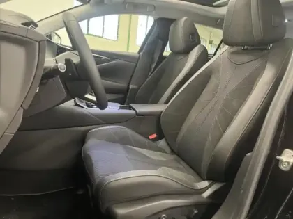 Photo 9 DS DS 4 N°4 PLUG-IN HYBRID 225ch Etoile