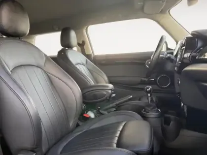 Photo 14 Mini Mini  Cooper 136ch Yours