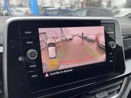 Photo 12 Volkswagen T-roc  1.5 TSI Evo2 150ch R-Line Edition