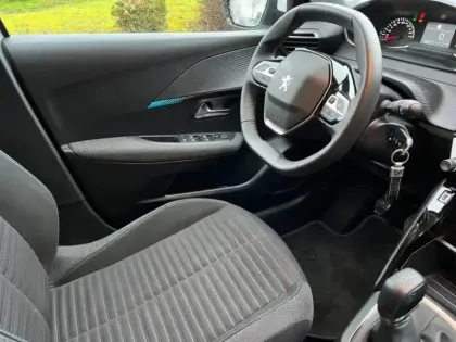 Photo 6 Peugeot 208  1.2 PureTech 75ch S&S Style