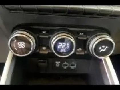 Photo 10 Renault Clio  1.0 TCe 90ch Techno